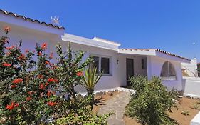 Martha'S Holiday Home